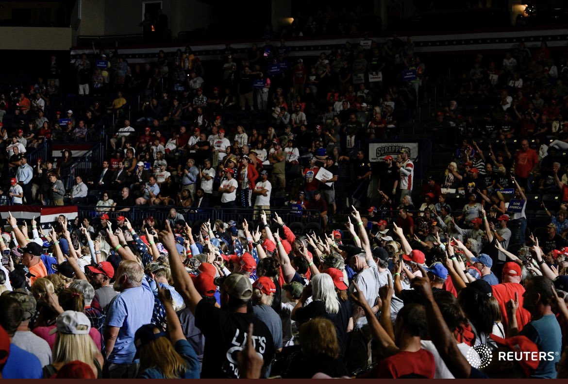 AmoneyResists's tweet image. This picture from Reuters really captures it.