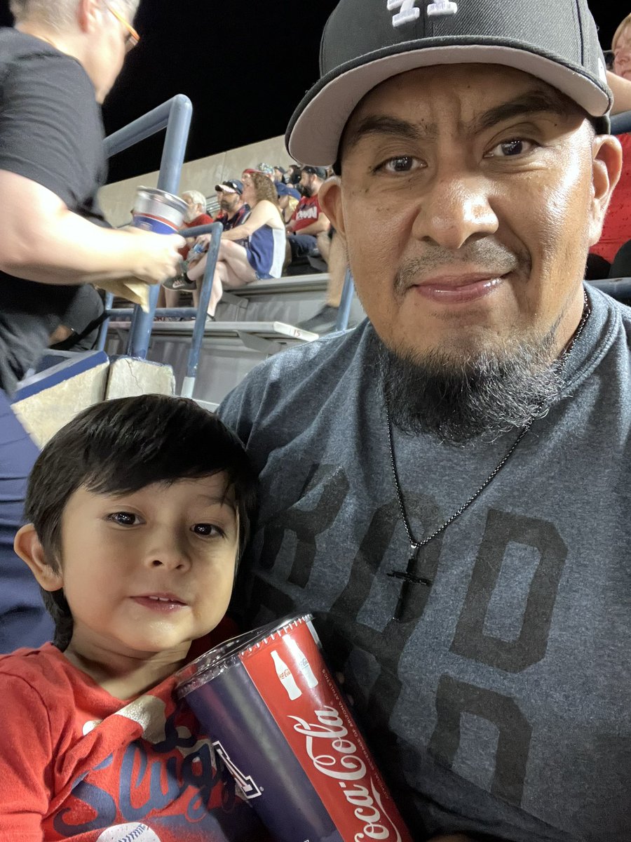 PricklyMami's tweet photo. #RiseWithUs #azathletics https://t.co/EWaCsupw4D