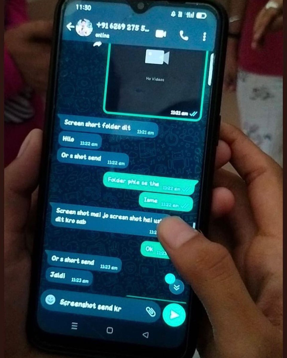 notsosilkyhair's tweet photo. Chat between the girl (who share 60+nudes of girls bathing to a boy) and that boy

Please retweet it as much as possible and help us find justice
#wewantjustice 
We need you to spread this news🙏

#chandigarhuniversity https://t.co/RZQEFEXnmD