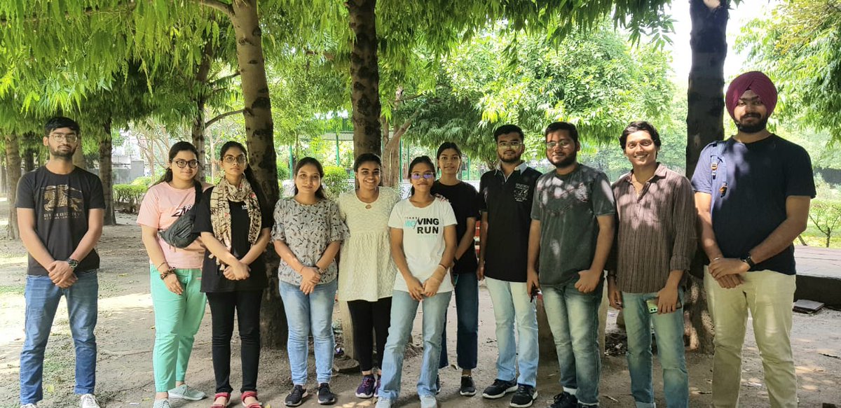 Subhrajeet_bjp's tweet photo. An investment in knowledge pays the best interest. โ Benjamin Franklin
#Project_KFA
#Kanhaiya_Nagar
#Team_Umeed https://t.co/TC13mBdg9M