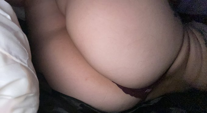 Cum lay next to me?                                #nsfw #thong #AssOut #AdultWork #AssOfTheDay #daddysgirl<a href="/tag/daddysgirl"class="tags"><span>#daddysgirl</span></a><a href="/tag/thong"class="tags"><span>#thong</span></a><a href="/tag/adultwork"class="tags"><span>#adultwork</span></a><a href="/tag/nsfw"class="tags"><span>#nsfw</span></a><a href="/tag/redheadshavemorefun"class="tags"><span>#redheadshavemorefun</span></a>