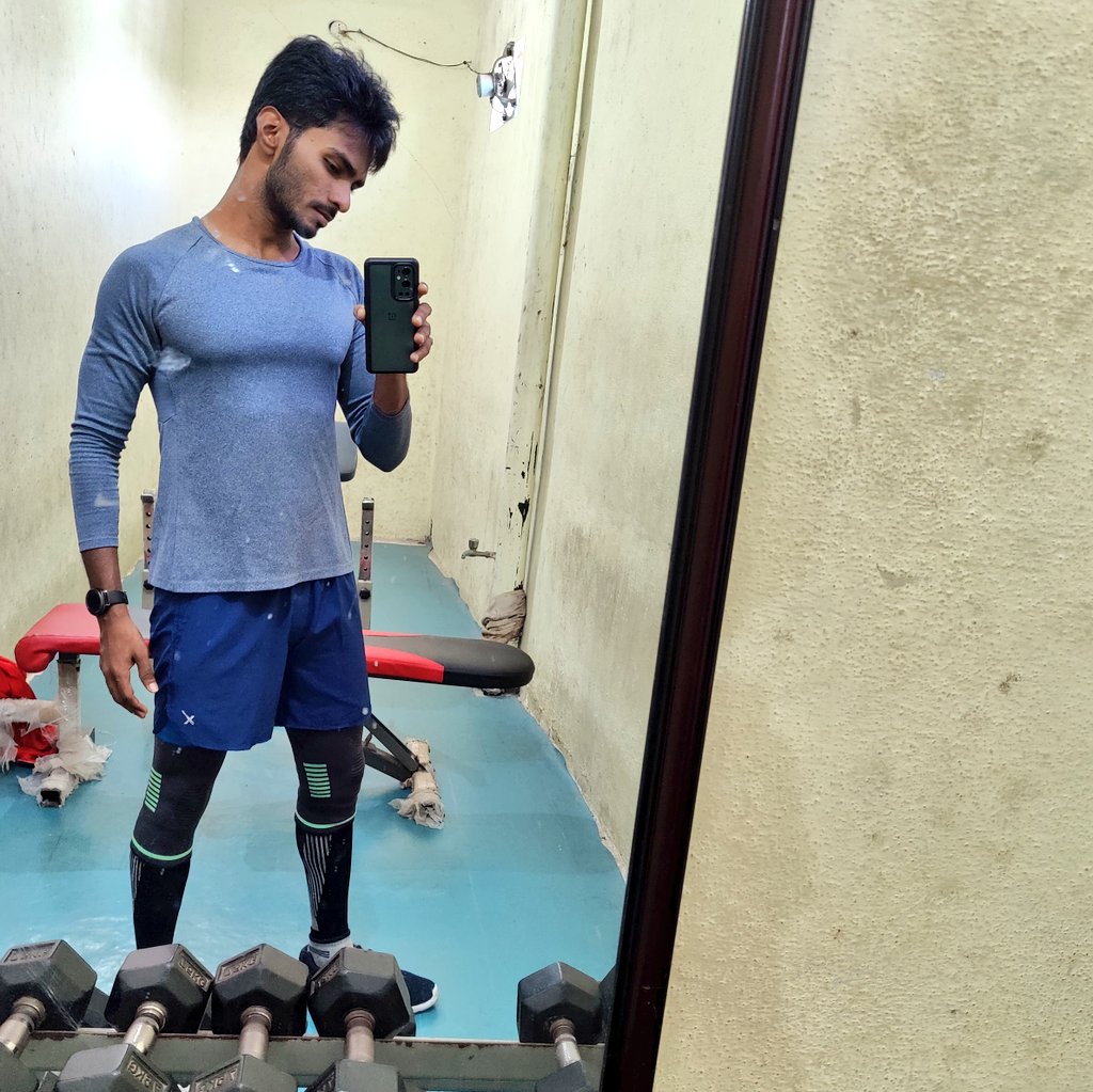SrinivasFitness's tweet photo. Day 901 π₯βπ½
No #Sunday πͺπ½
No #DayOffs π€π½
Let's #Run ππΎπ https://t.co/rGsK8RlRka