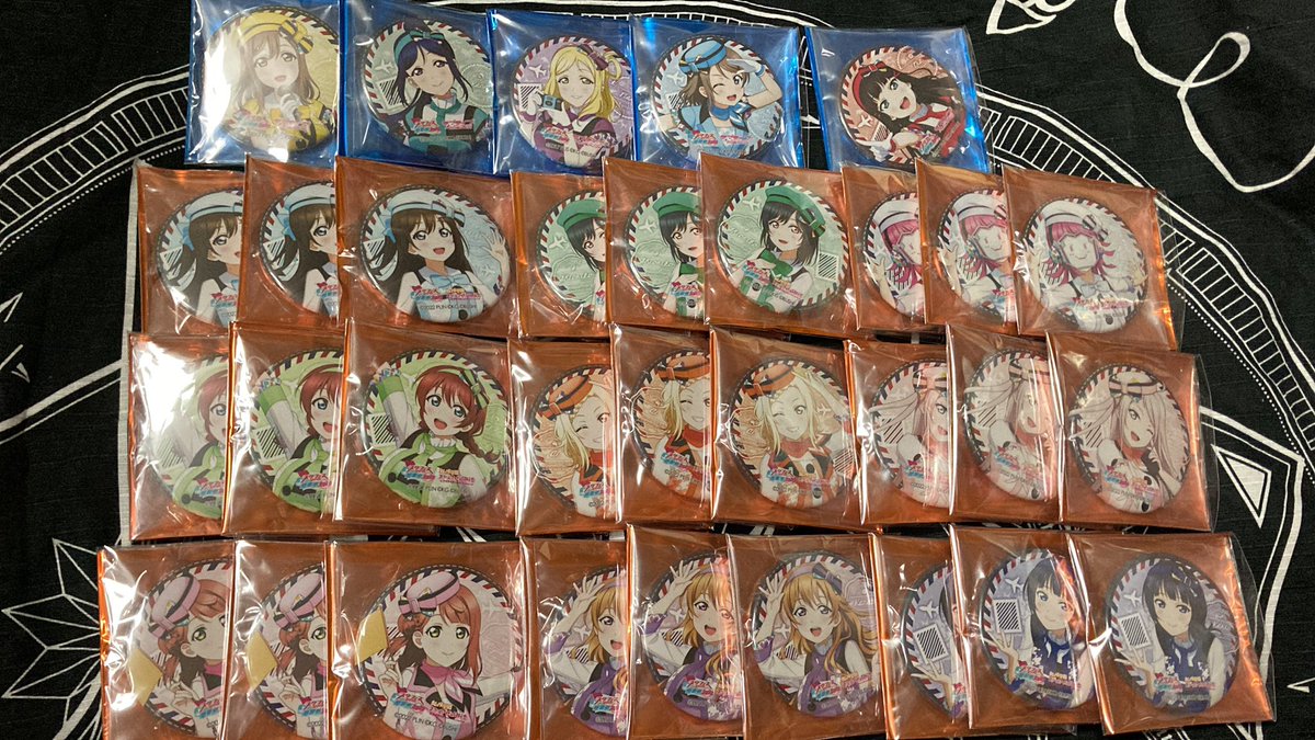 yoshiko_maru24's tweet photo. ラブライブ Aqours 虹ヶ咲 缶バッジ 交換 感謝祭
求) せつ菜 >>> 善子 > ルビィ 千歌
譲) 花丸 果南 鞠莉 ☆曜 ダイヤ しずく 栞子 璃奈 エマ 愛 ランジュ 歩夢 ☆彼方 果林
☆印はせつ菜との交換のみ
必ずプチプチ2重+防水お願いします
千歌はせつ菜含む交換のみ
過去弾、異種缶バッジも交換可能です https://t.co/7BpzRfhumh