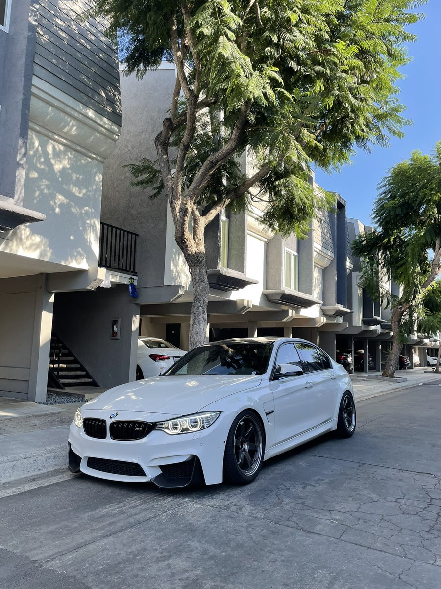 jpelps's tweet photo. car https://t.co/fjt1Wcjemd