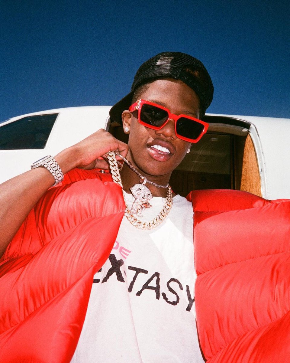 STRAPPEDUS's tweet photo. A$AP Rocky’s artist Smooky MarGielaa has been arrested on attempted murder charges 😢 https://t.co/l5RF18VDCp