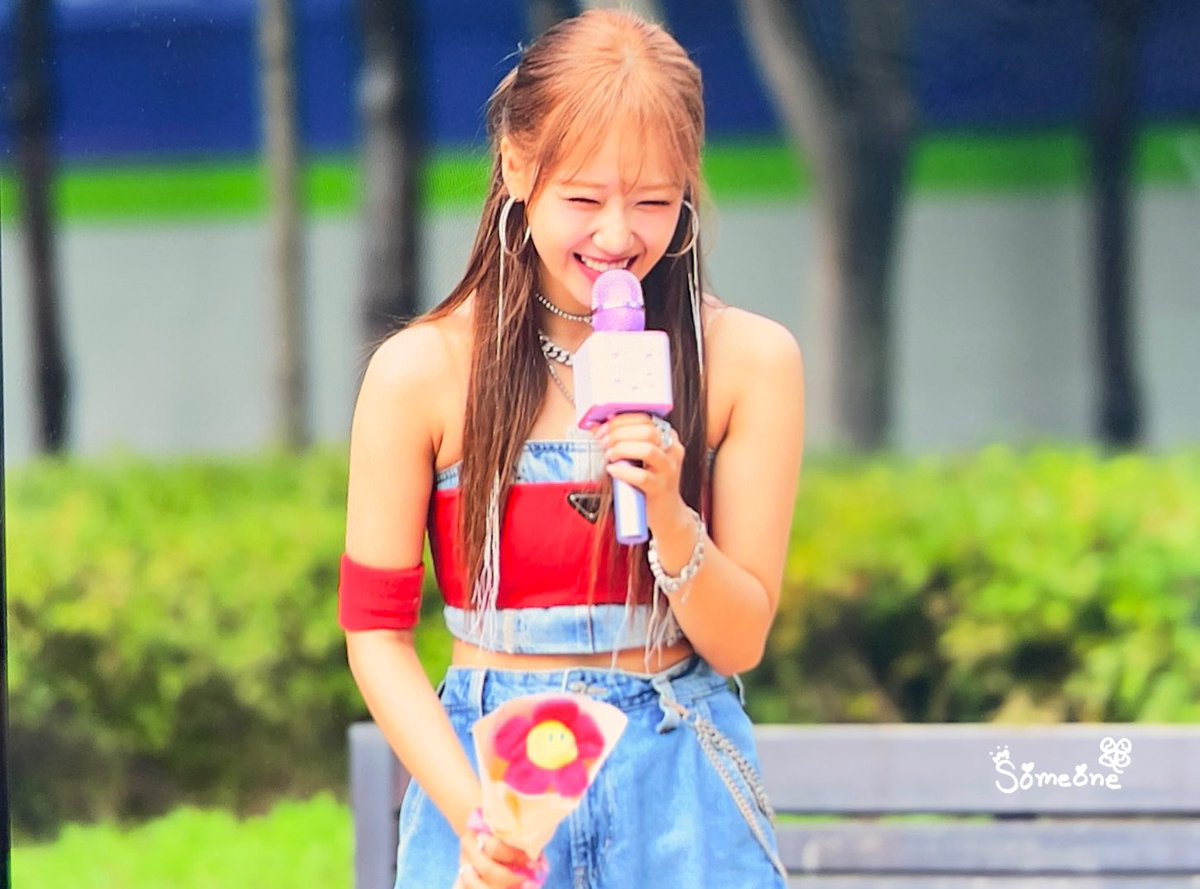 yoovjung's tweet photo. SOMEONE_1112:220918 미니 팬미팅 프리뷰

#최유정    #CHOIYOOJUNG    
#Sunflower #선플라워   #Sunflower_PEL     
#WekiMeki https://t.co/oKqgadAR8j