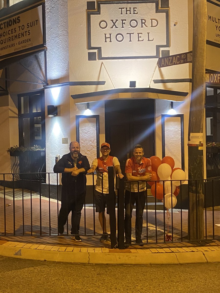 couchie72's tweet photo. @sydneyswans https://t.co/mZ8eQOeOJF