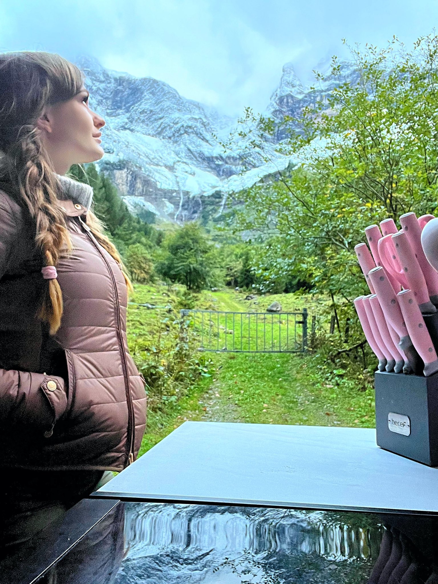 TW Pornstars Miss Honour May. Twitter. Its my birthday! And I’m up in