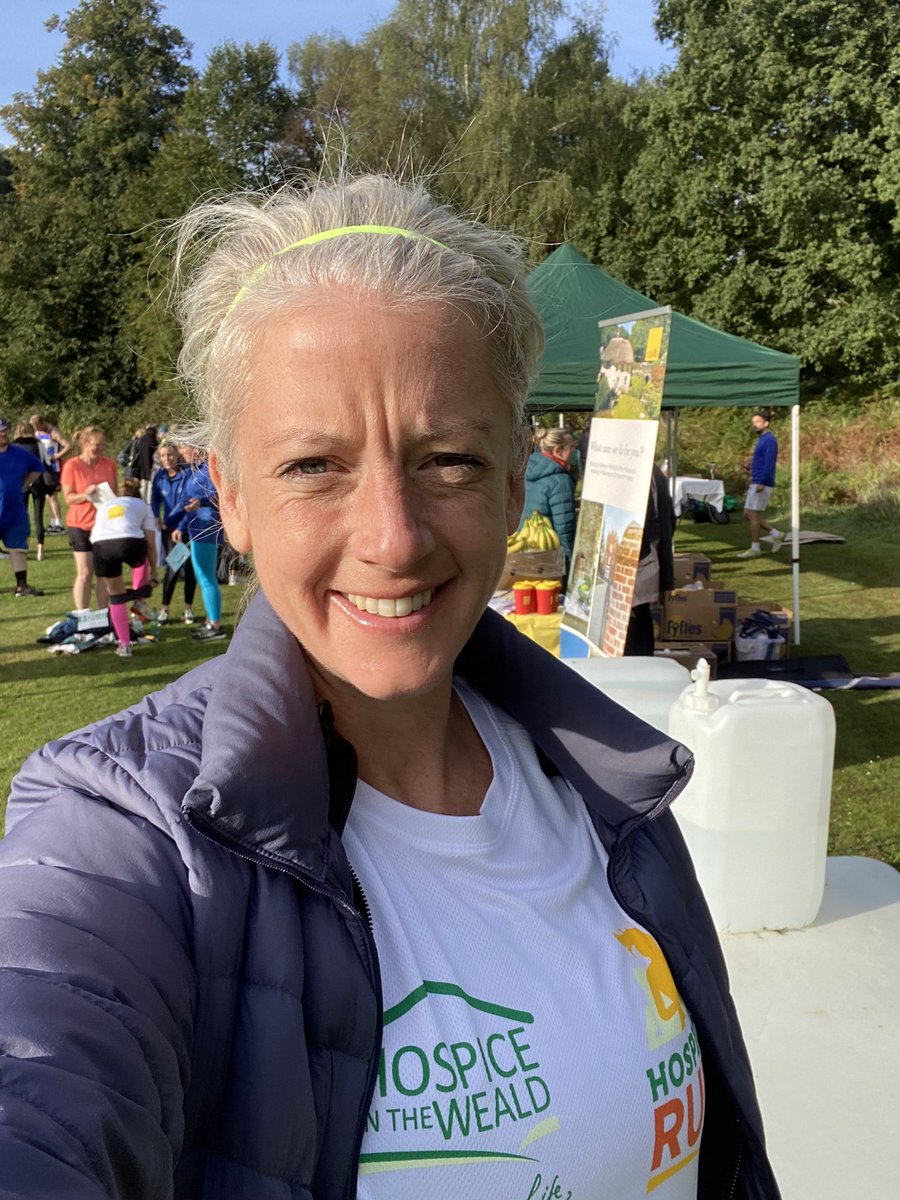 mrsjopaton's tweet photo. Good morning! Let’s do this! @hospiceweald @radnorsevenoaks #hospicerun #10k in memory of Beth Ingram Cordrey https://t.co/yAP8UBX0Fm