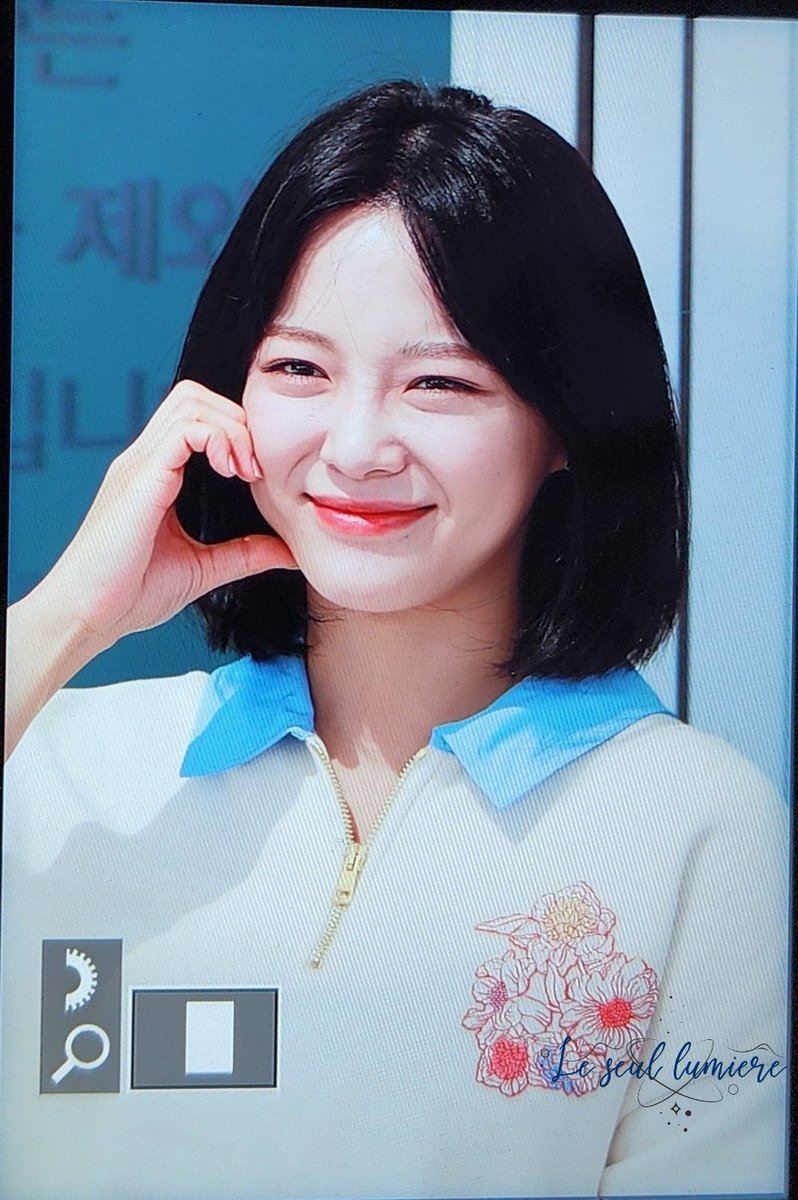LumiereSeul's tweet photo. 220918 오랜만에 출국이야 !! 
#kimsejeong #sejeong #せじょん #セジョン #김세정 #세정 https://t.co/yk0B18lOUL