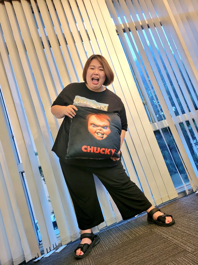 hirosenochiibjw's tweet photo. チャッキーを抱きしめて
Tシャツ
@asknowas_olaca
パンツ
@smileland_nis
#asknowasolaca
#アズノゥアズ
#アズノゥアズオオラカ公式アンバサダー
#アズノゥアズオオラカ公式アンバサダーのお仕事
#smileland
#アズノゥアズオオラカ
#大きいサイズ
#plussize
#ぽっちゃりコーデ
#bodypositive https://t.co/tSPq8xTe2B