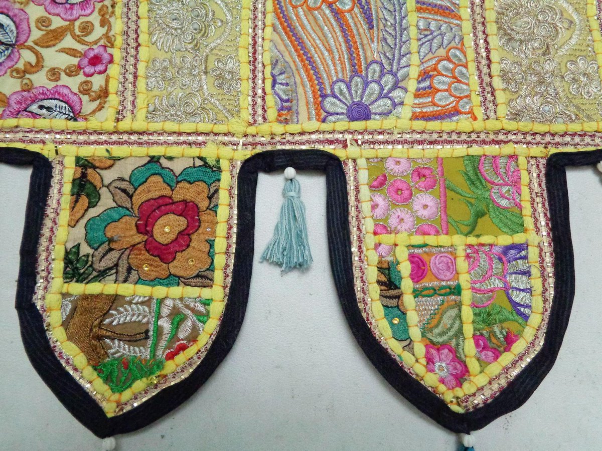 www_hutse_com's tweet photo. #handmade #onlineHandicrafts #hutse #indian #handicraft #ebay #DoorValance #HomeDecor #wallHanging #vintage #wallart #walldecor #decor #cotton #Tent #photography #windowArt #smallbusiness #artist #instagood #gift #Embroided #VC99
https://t.co/687YqoWovm https://t.co/F7T6EPclCg