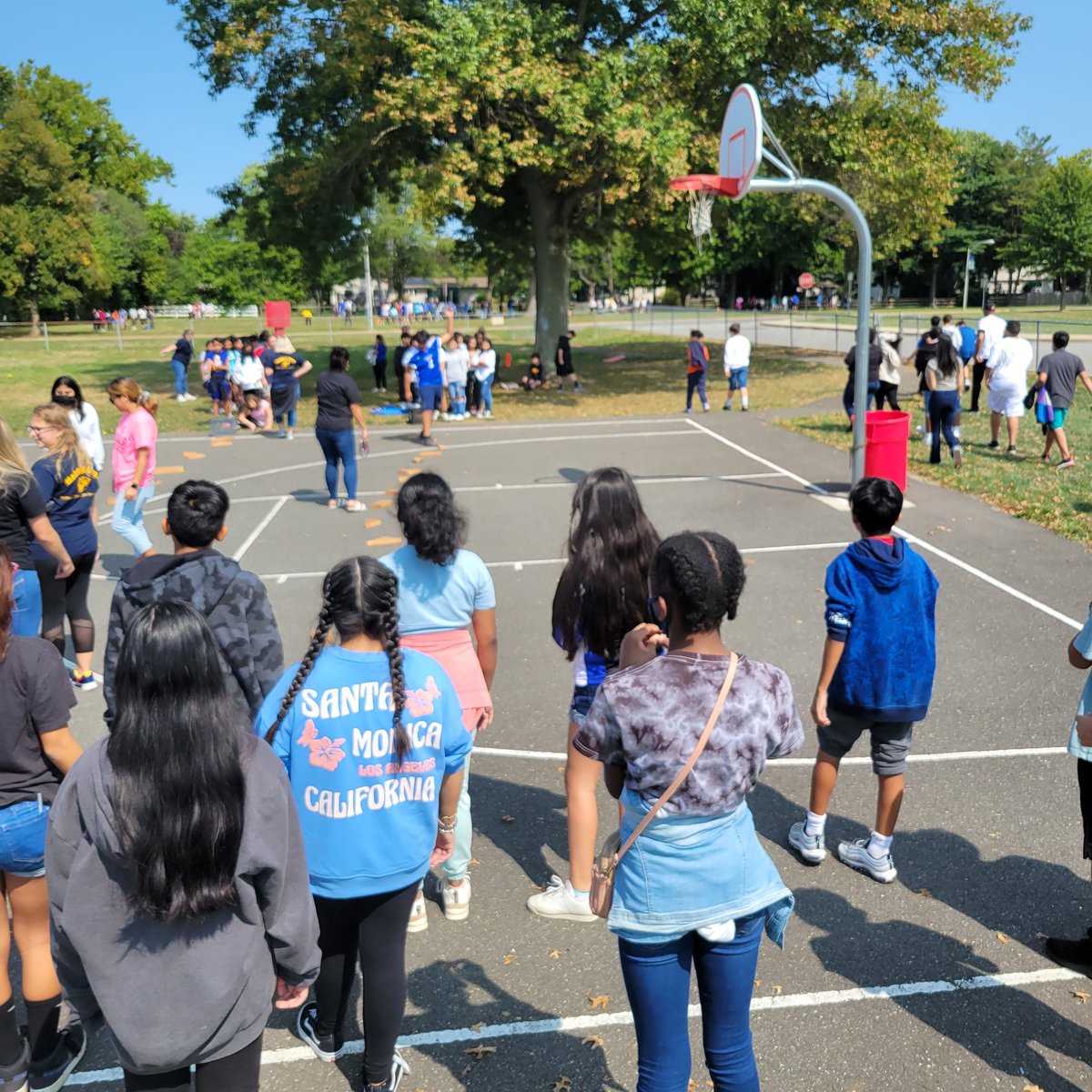 rodpdj's tweet photo. Our 7th grade Cougars had an awesome time at our Academy Games! Special thanks to our teachers for helping the kids build fun memories! @mrs_sfelicetta @EWRSDK12 @MrsKatieMinto #sy22_23 😀 https://t.co/aL2t66X7lw