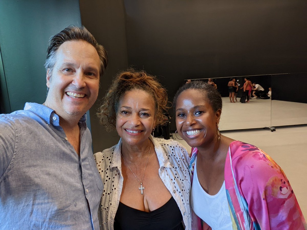 AH-MAZING Salsa class with the incomparable <a href="/msdebbieallen/">Debbie Allen</a>. And she said we were good! 😊 What a fantastic space the #RhimesPerformingArtsCenter is and the musicality with which you teach your class is 🤌🏾. Lyric was the cherry on the sundae. Thank you <a href="/OfficialDADance/">Debbie Allen Dance Academy</a>.