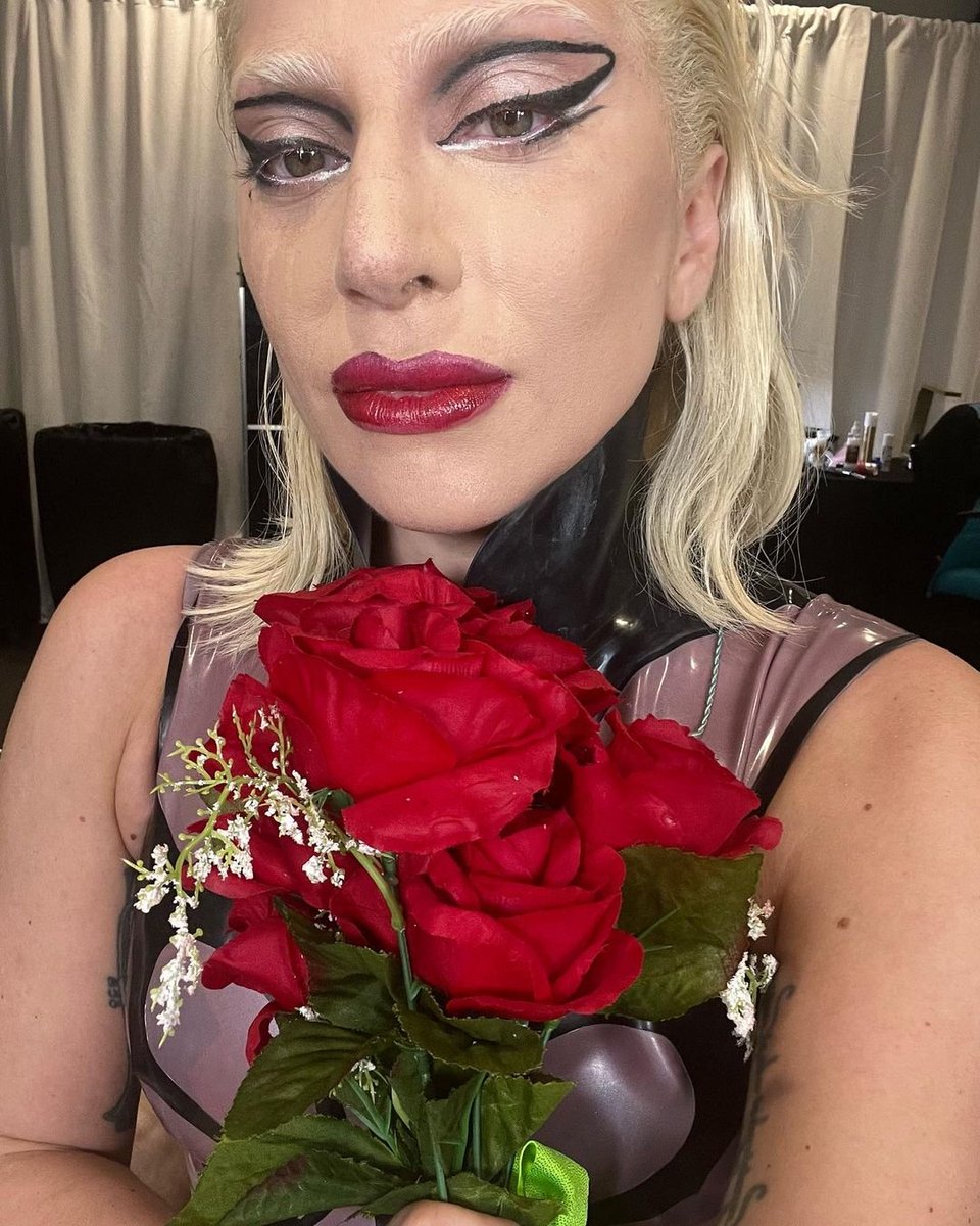 RDT Lady Gaga on Twitter 