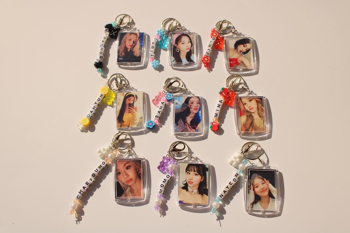 BombsProducts's tweet photo. Twice is now available on our shop! link is in bio of you’re interested !! <3
-
#kpopkeychain #kpop #keychains #twice #twicekeychain #tzuyukeychain #chaeyoungkeychain #dahyunkeychain #minakeychain #sanakeychain #momkkeychain #jeongyeonkeychain #nayeonkeychain #jihyokeychain https://t.co/CXa7nFrF3A