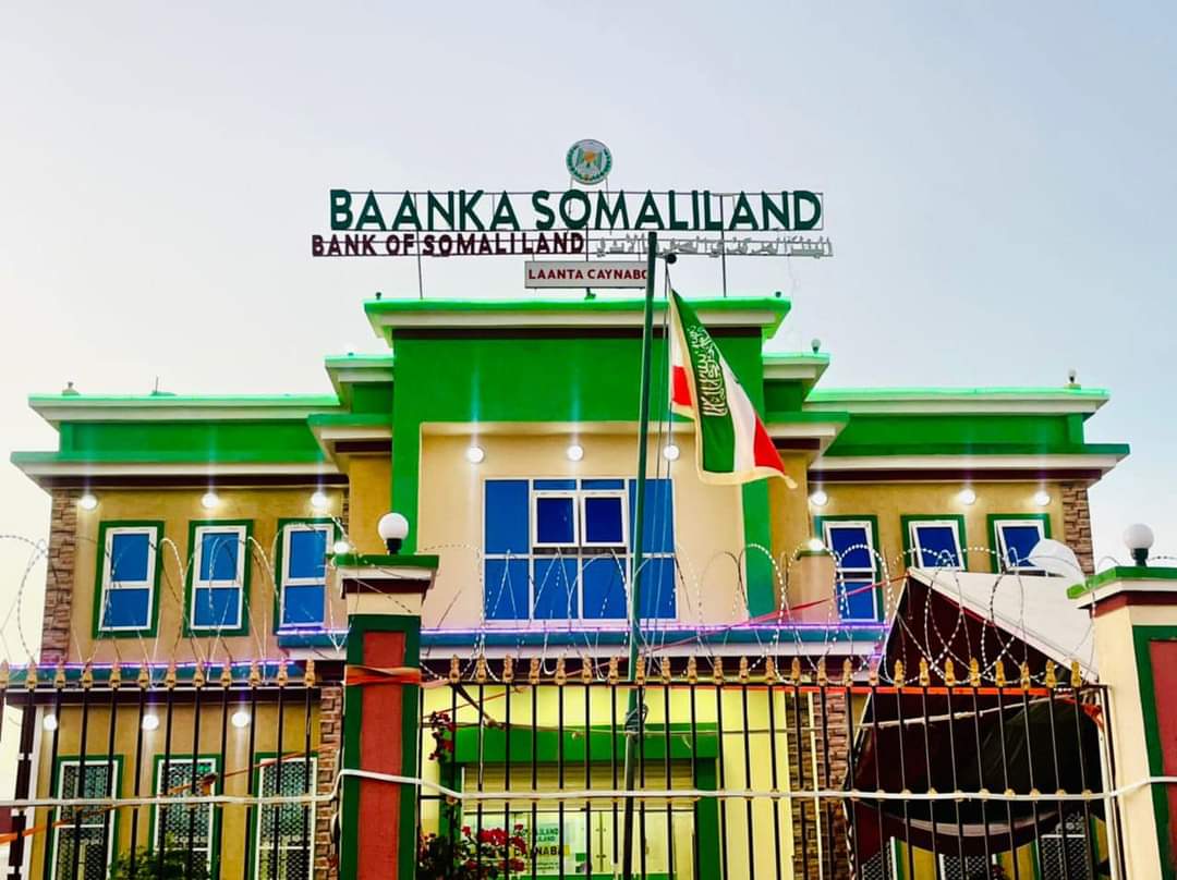 HonElmi2's tweet photo. Caynaba
Bank of Somaliland
#welovesomaliland https://t.co/wYj3gWcsTJ