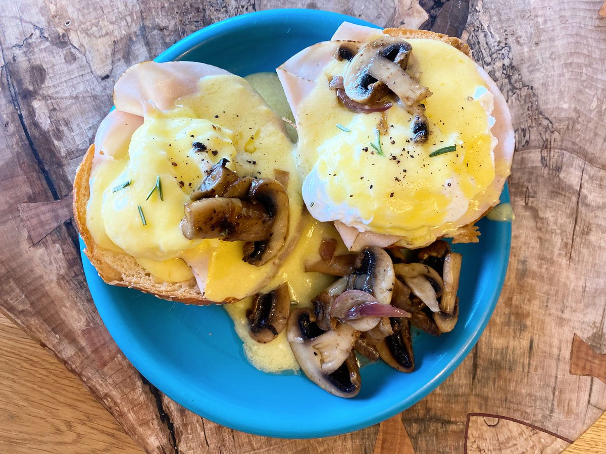 Seth Frantzman on Twitter "Eggs Benedict style with hollandaise