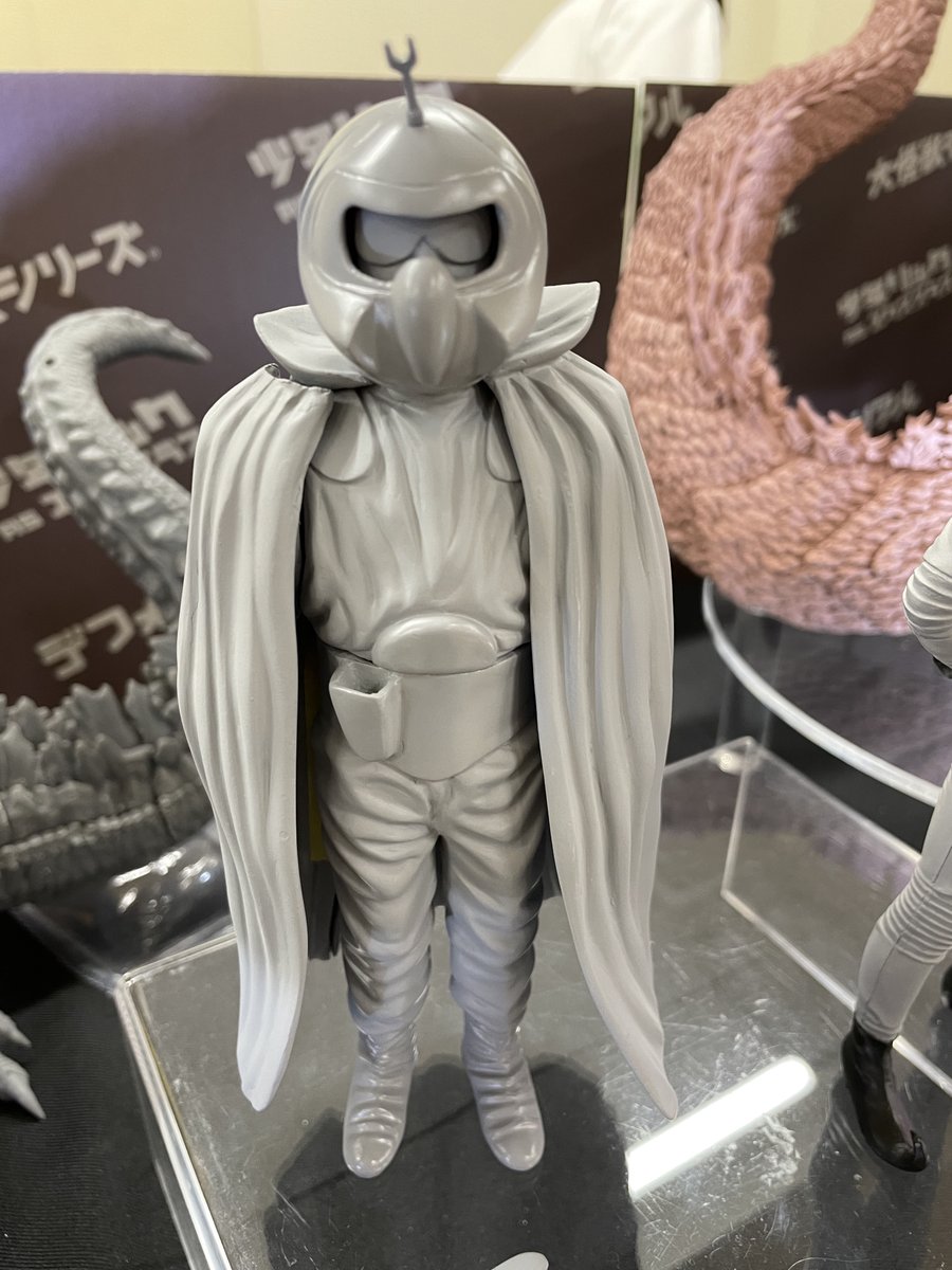 続いて東宝マニアックス X星人、ミステリアンのご紹介！ X星人は塗装