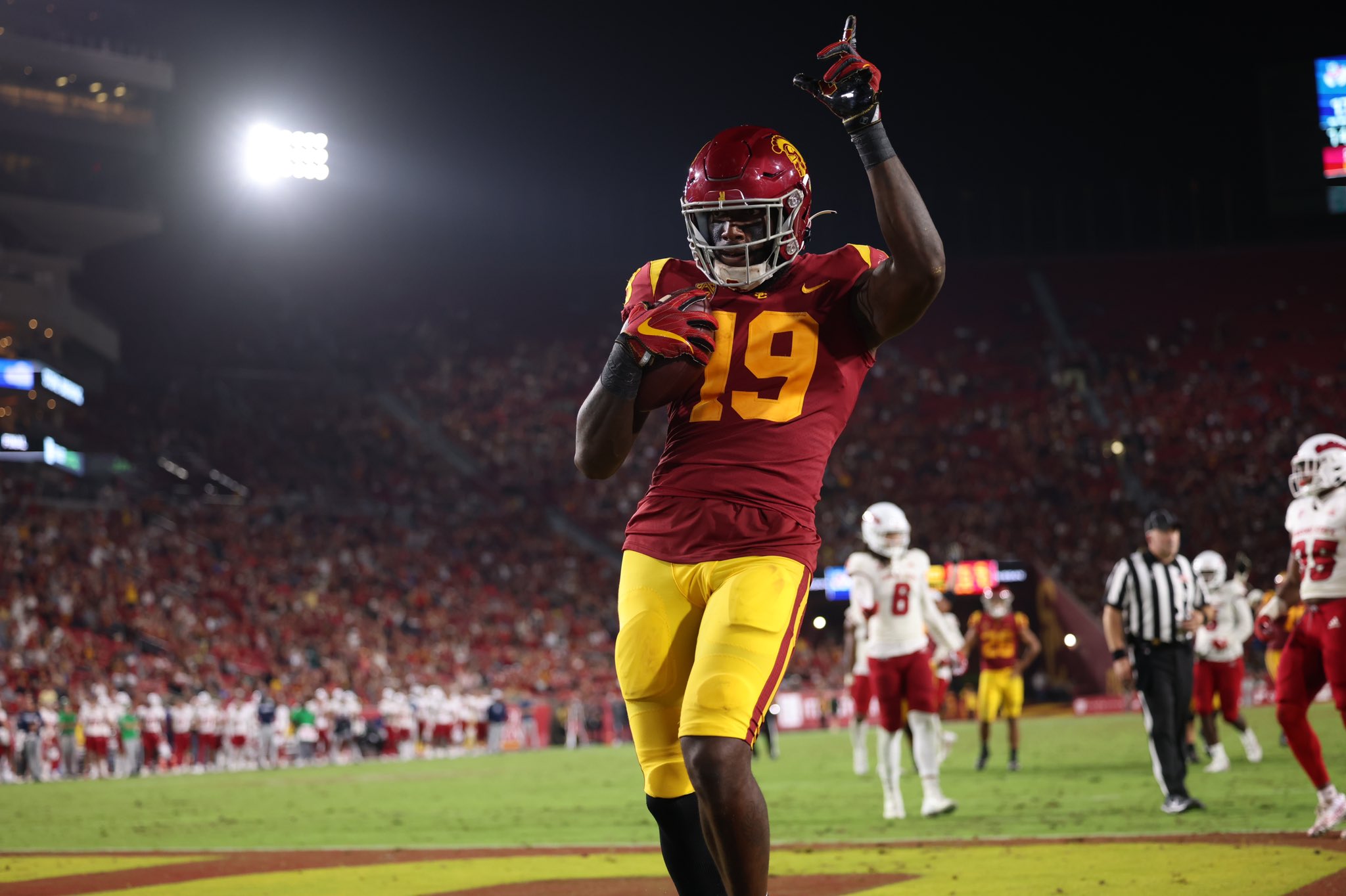 USC Trojans On Twitter Get You A Man That Can Do Both EppsKid usc-trojans-on-twitter-get-you-a-man-that-can-do-both-eppskid