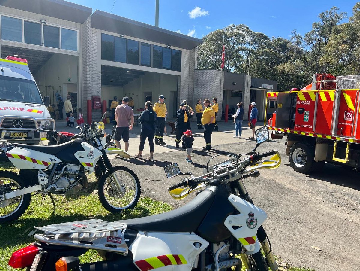 NSWRFS's tweet photo. What a fantastic weekend to Get Ready! Thank you to everyone who visited our Brigade’s fantastic events across NSW. It was a great opportunity for everyone (kids and animals included) to learn how to Live Bush Fire Ready.

#nswrfs #livebushfireready https://t.co/goVmzDousA