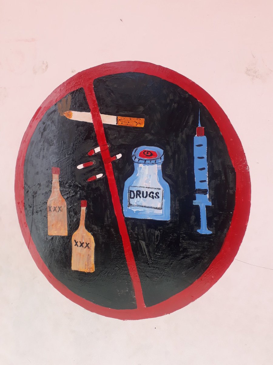 HSSGabra's tweet photo. Wall painting competition under Nasha Mukt Bharat Abhiyaan held at HSS NAWAGABRA KARNAH on 15th Sep 2022
@dckupwara @EduMinOfIndia @MIB_India https://t.co/8cZKRhtc8w