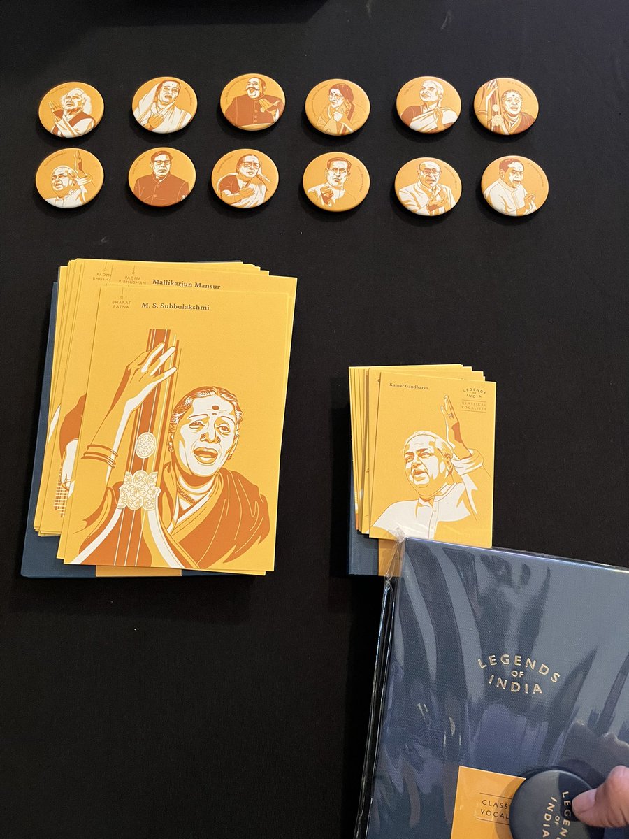 apoorva_ag_'s tweet image. Some of the most fascinating things for me are these interesting works of fellow artists in design conferences. So proud to buy these postcards by amazing artist Lokesh Karekar🙈

#DesignUp22 #NetworkIsNetWorth