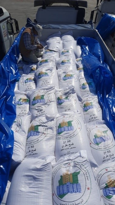 SRTFUND's tweet photo. An #SRTF’s multi-phased #Food_Security project receives 920MT of soft #wheat today.The batch is the final #shipment of wheat for this project & brings the total delivered quantity to 18,940MT that will benefit 375,000 people on a daily basis in #Aleppo.
https://t.co/YSNk5hV7Mz https://t.co/G4n8LX8RA1