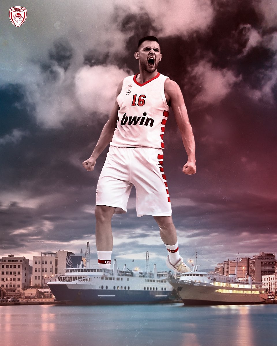 🚢 👨🏾‍✈️ With a good captain, a rough ocean turns into a calm lake! Ladies and Gentlemen, the red and white is sailing towards season 2022-23 in a few days. The new master, <a href="/K_pap16/">Kostas Papanikolaou</a> , and the crew are wishing you safe travels and smooth seas! #OlympiacosBC #TogetherWeFight