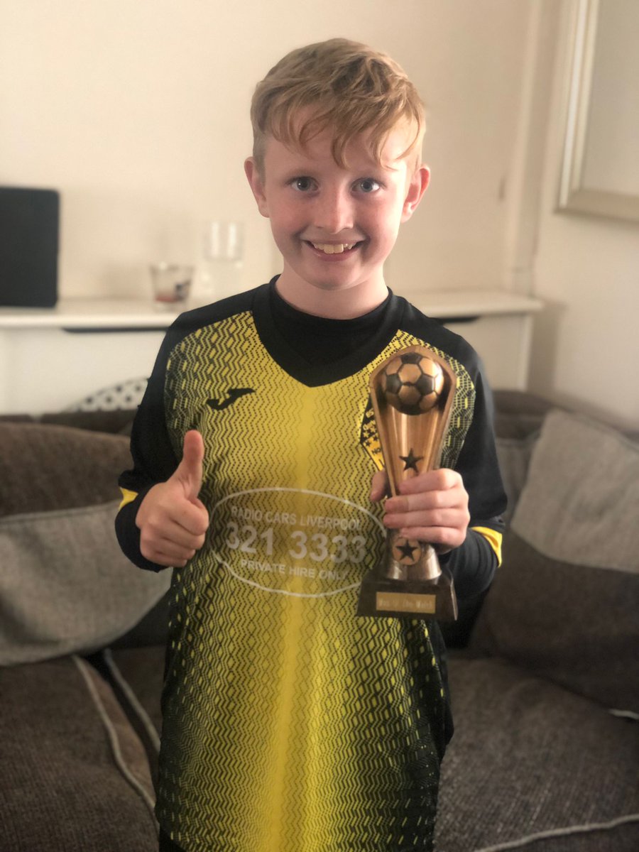 Northfield_JFC's tweet photo. Great first game of the season @BootleJFL.
Excellent football from both sides. Brilliant finshes from Tom and Ben ⚽️⚽️ and a worldie of a save from Jackson.
Great debuts from Luke and Shea. Our @Radiocarslpool MoM goes to Ben also making his debut.
💛🖤
Great to be back https://t.co/QLvlW8J5IX