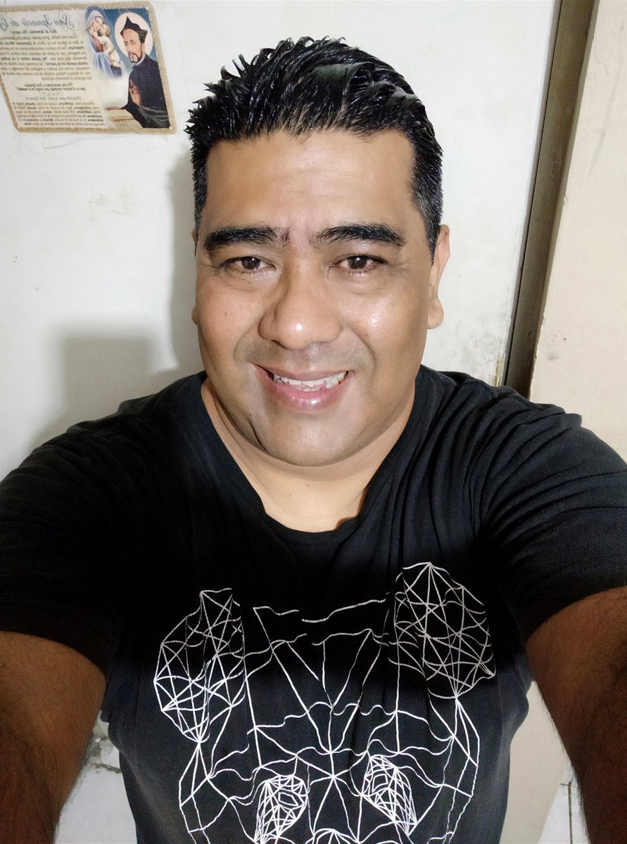 elrorolara's tweet photo. Feliz Domingo 🙂 https://t.co/DX6tUn95Po