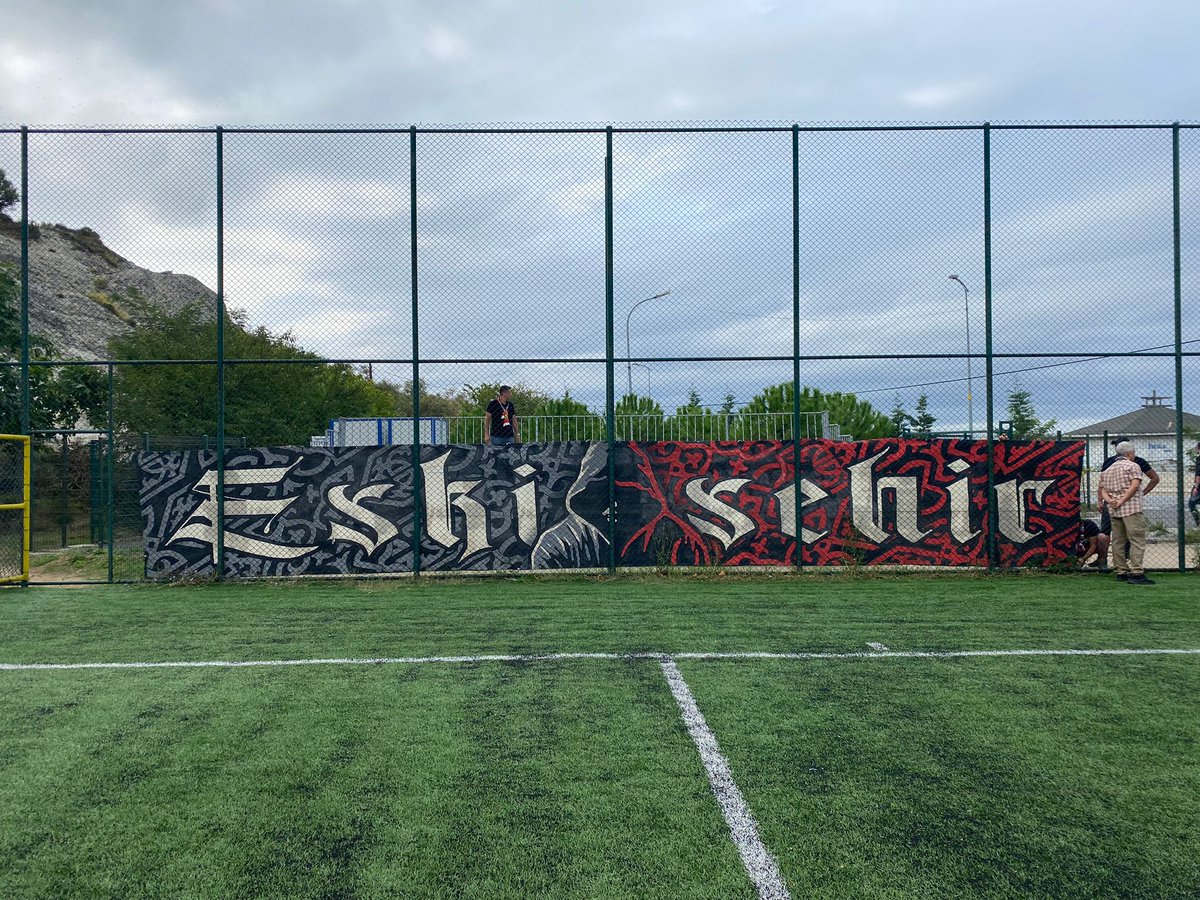 nefergrubu's tweet photo. PANKART HAZIR, BİZ HAZIRIZ !

GÜLDÜR YÜZÜMÜZÜ !

@Eskisehirspor https://t.co/riTfHWK7tR