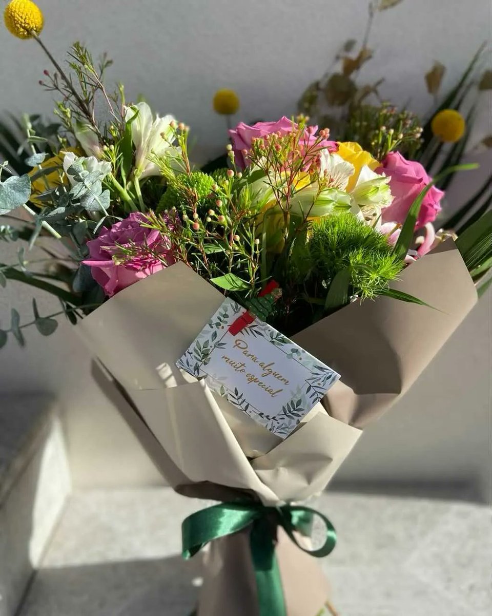 Precioso ramo de flores de @asminhaspetalas en Portugal con tarjeta de El mundo de Anuk 🇪🇸💐🇵🇹

Lindo buquê de flores da @asminhaspetalas em Portugal com cartão El mundo de Anuk 🇵🇹💐🇪🇸
.
.
.
#tarjetasdefelicitacion
#tarjetaspersonalizadas
#cartoescomemorativos
#floristasespaña
