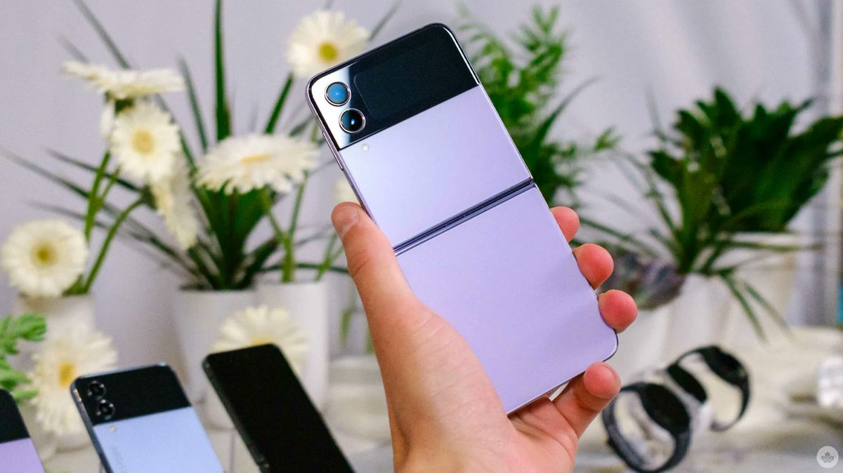 MobileSyrup's tweet photo. Here’s your chance to win Samsung’s Galaxy Z Flip 4 with MobileSyrup.
https://t.co/swOswjrBRV https://t.co/VHSbS0YLjH