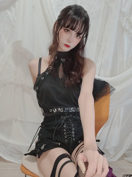 コスプレイヤーしろさきのTwitter画像17