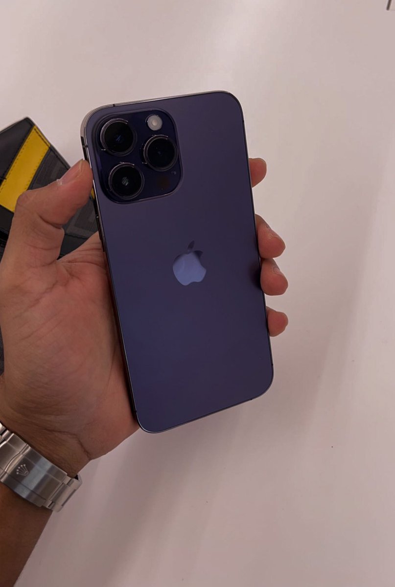 Yara__099's tweet photo. هديتك iPhone 14 او قيمتة الماليه📱
تابع @brsyd8 

السحب من رتويت الكتروني موثق 📹🔥. https://t.co/Io7YOwPkjt