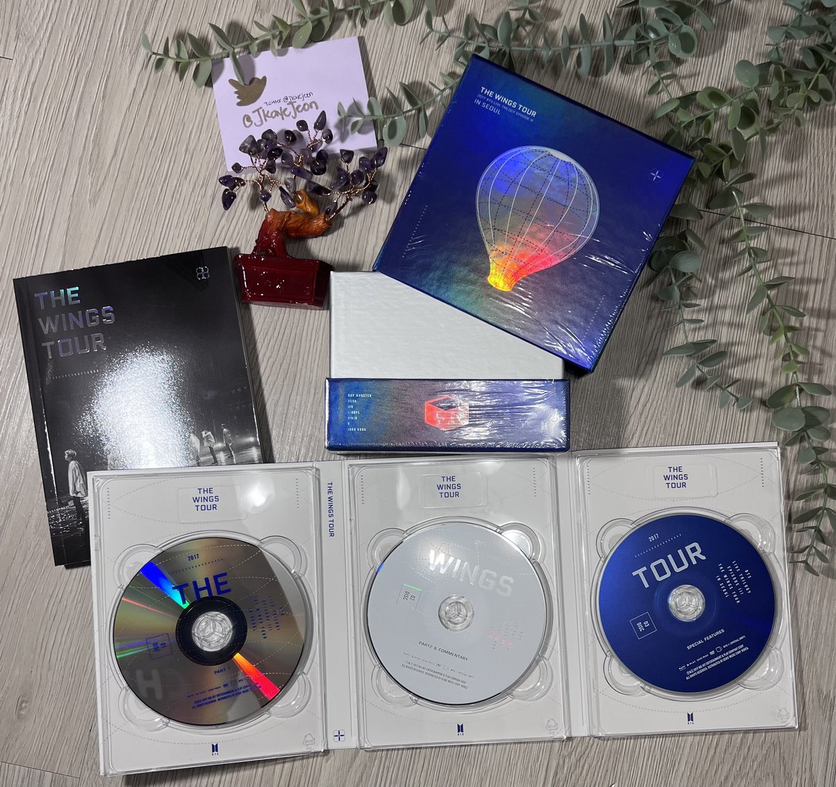 JKayeJEON's tweet photo. wts lfb onhand bts merch

The Wings Tour DVD w/ Jungkook photocard

Mine- 6000
Steal- 6800
Grab- 8000

reply mine/steal/grab 

DOP:Oct. 31,2022
NO cancellation

bts ph twt dvd pc jk ph https://t.co/bIhEavTP29