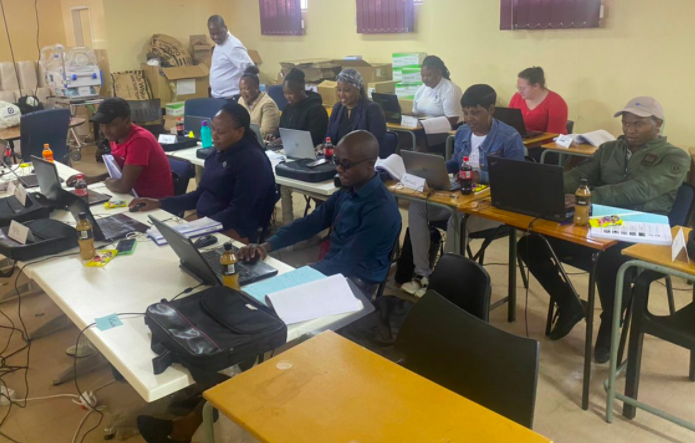 VumiliaAfrica's tweet photo. #ComputerSkillsTraining - In this age, to remain relevant you must embrance technology. We are #accredited to offer Computer Skills. Last week we trained 50 learners from 5 Gauteng Govt district offices. Thank you to our facilitators #TheVumiliaWay #TechTransfer #TechTraining https://t.co/g7Uh1JvojU