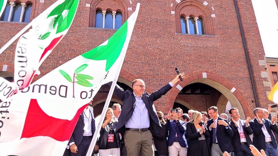 pdnetwork's tweet photo. I Comuni #PerLItalia, una giornata con i nostri sindaci, le nostre idee per un’Italia democratica e progressista.
Fino al 25 settembre ognuno si mobiliti e faccia la propria parte per il futuro dell’Italia.
#Scegli #25SettembreVotoPd https://t.co/ChORZUbh3l