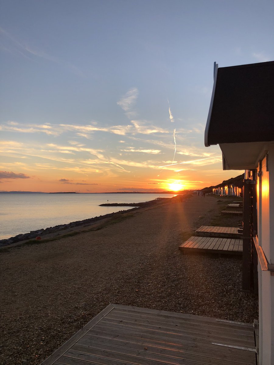 Dinner at my beach hut. 💕