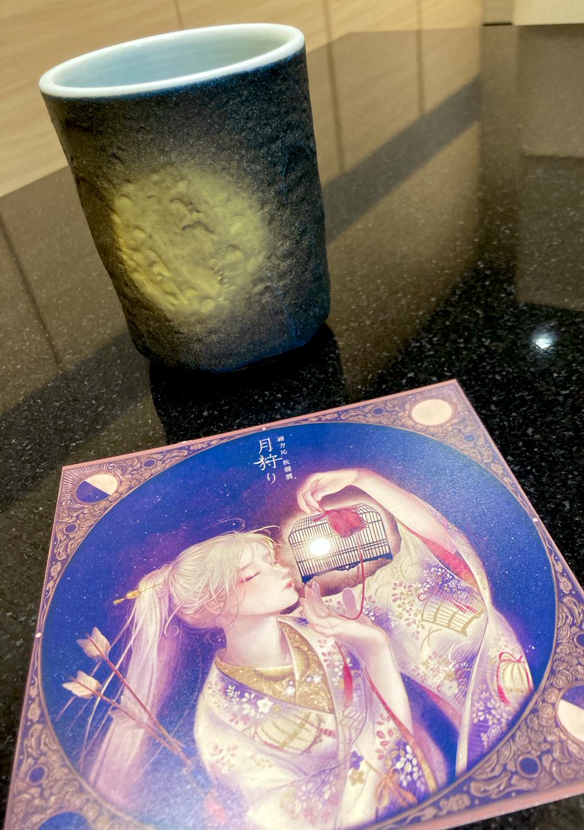 「緒方沁さん の #秋個展月狩り にお邪魔してきました。沁さんの美へのこだわりが詰」|むすび▶︎3.21.-4.9 flower bedのイラスト
