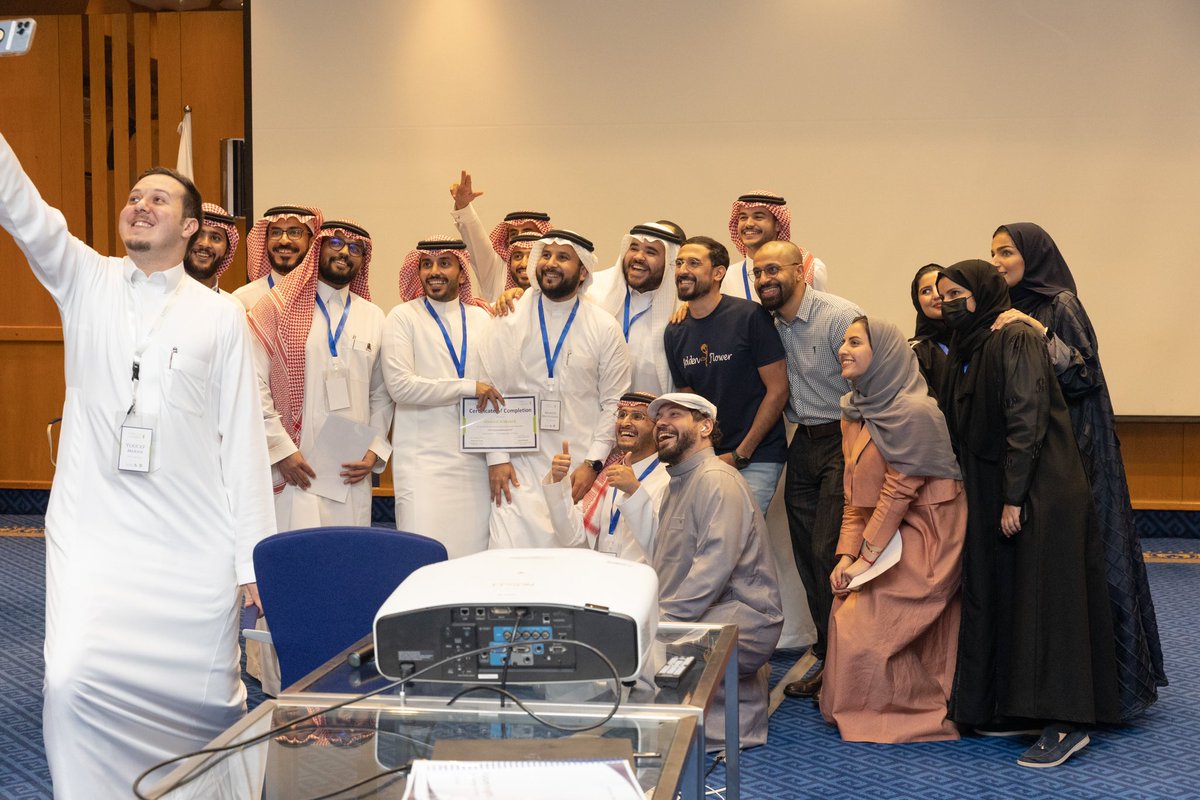  Faisal Al?&®α∩ḯ  tweet media