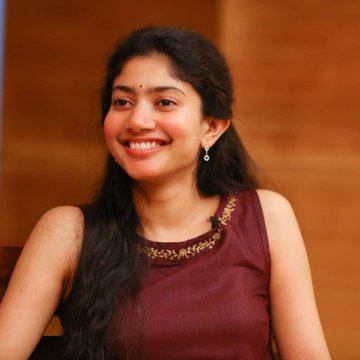 BrindaHere's tweet photo. #GargiFromJuly15 #Gargi #AishwaryaLekshmi @2D_ENTPVTLTD @Sai_Pallavi92 @SakthiFilmFctry @kaaliactor @prgautham83 #18thSepR #SaiPallavi #GargiTrailer https://t.co/V2R9EumPWE