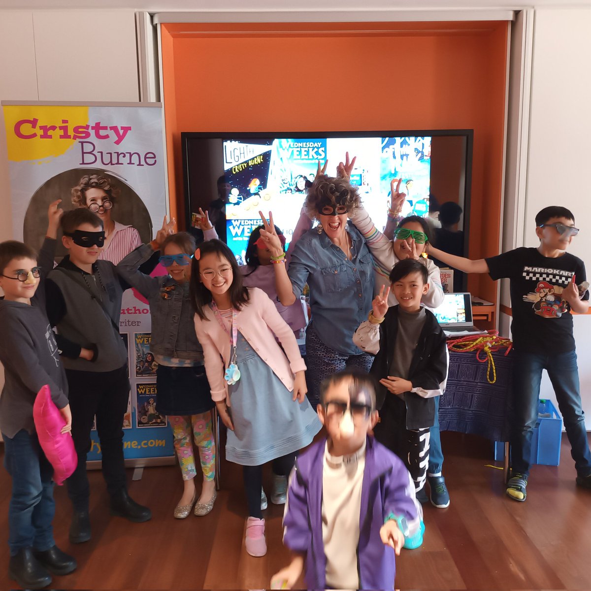 CristyBurne's tweet photo. Behold, the next generation of science superheroes and #AussieSTEMstars at @writingwa #QuantumWordsPerth today โค๏ธ #science #creativity #wonder https://t.co/8DP4OfBpNk