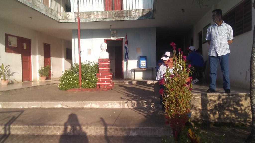 Listos ya para la Prueba Dinámica en el Colectivo Pioneril 26 de Julio en Santa Lucia, tu voto cuenta #Cuba #SanctiSpiritus #Referendo #TuVotoCuenta #CenCuba #códigosí
#UJCdeCuba #CDRCuba 
#CubaEduca