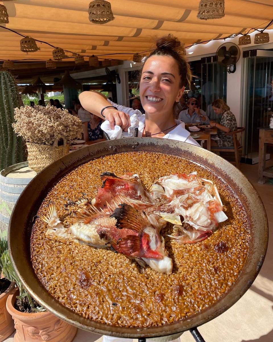 EsCodolForadat_'s tweet photo. Què us sembla un arròs de Rotja per celebrar el diumenge???🤭🥘
@NanduJubany
#EsCodolForadat #Migjorn #Formentera #Arros #Rotja #Gastronomia #Diumenge https://t.co/Yy4tibv6dw