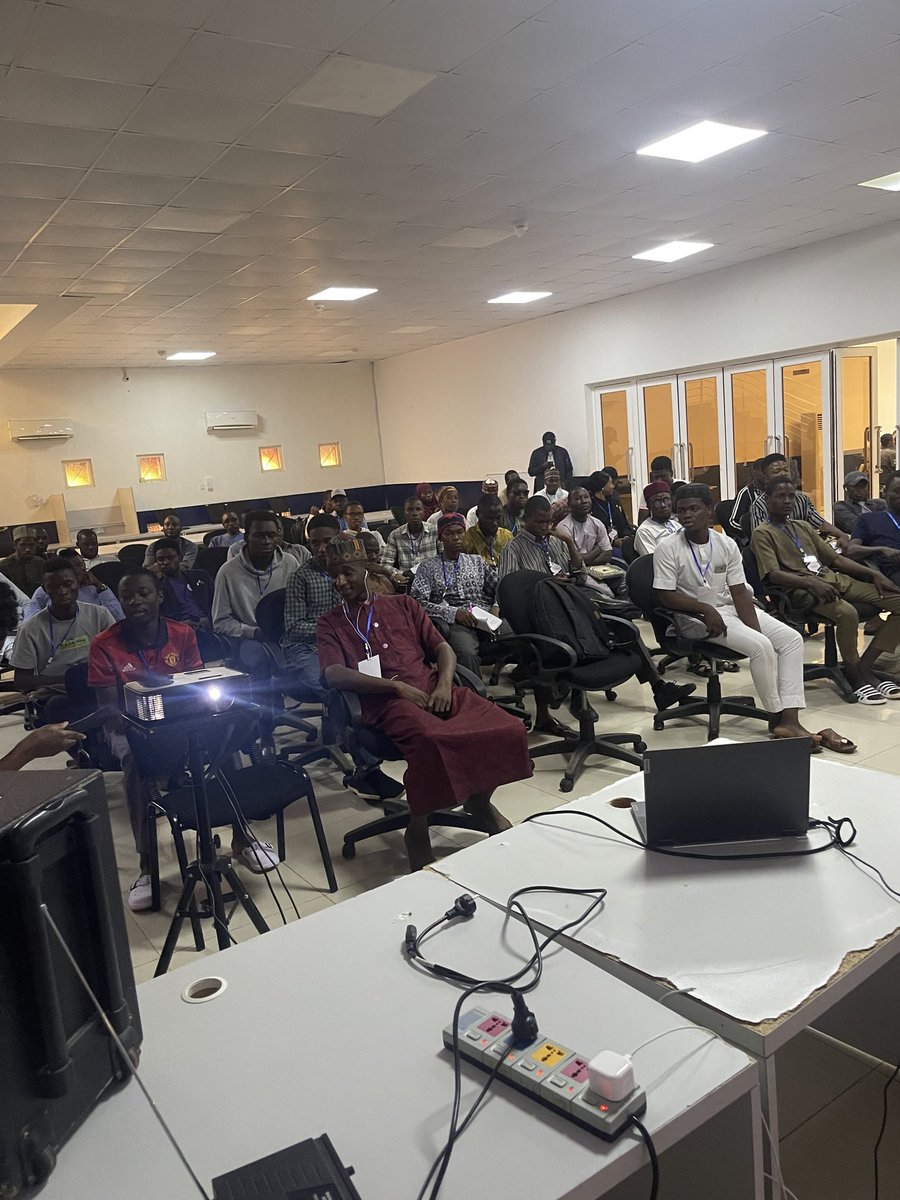 oscakaduna's tweet photo. More images from yesterday 💫

#NTOSWKaduna #OpenSource #OscaKaduna
 @oscafrica https://t.co/ebio4rQVSd