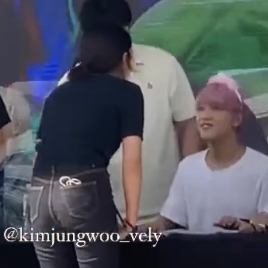 เราตายดีกว่าค่ะ ลาก่อย ㅠㅠㅠㅠㅠㅠ