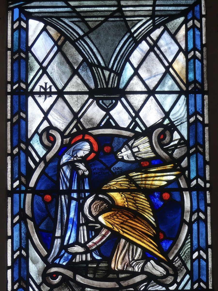 mutley7781's tweet photo. ๐#Ickleton #Cambridgeshire
The Annunciation - a detail from the #MargaretEAldrichRope #stainedglass east window (1929).
Interesting to see the work of a cousin of #MargaretAgnesRope
#StainedGlassSunday https://t.co/0Qv0pUfgX3