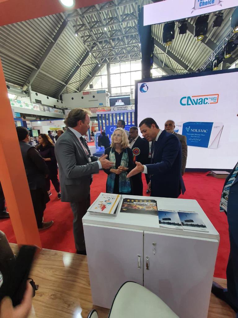 NLinPakistan's tweet photo. #IPEX2022 ends in #Lahore with good response from π΅π° companies.
π³π± is active in #agriculture especially #poultry & among top #EU investors in π΅π°. #IPEX helped #Dutch companies connect with π΅π° companies and benefit from each other. Netherlands π³π± helping π΅π° address #foodsecurity https://t.co/YQz9PsPq4L